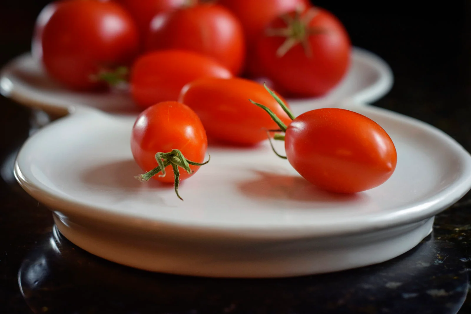 Roma Tomatoes Nutrition & Its 7 Health Benefits