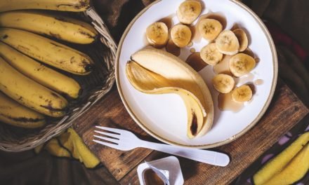 Banana Nutrition Facts | 5 Incredible Banana Benefits for Skin